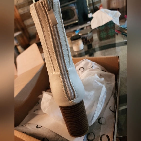 Journee Maize Booties - Picture 2 of 3